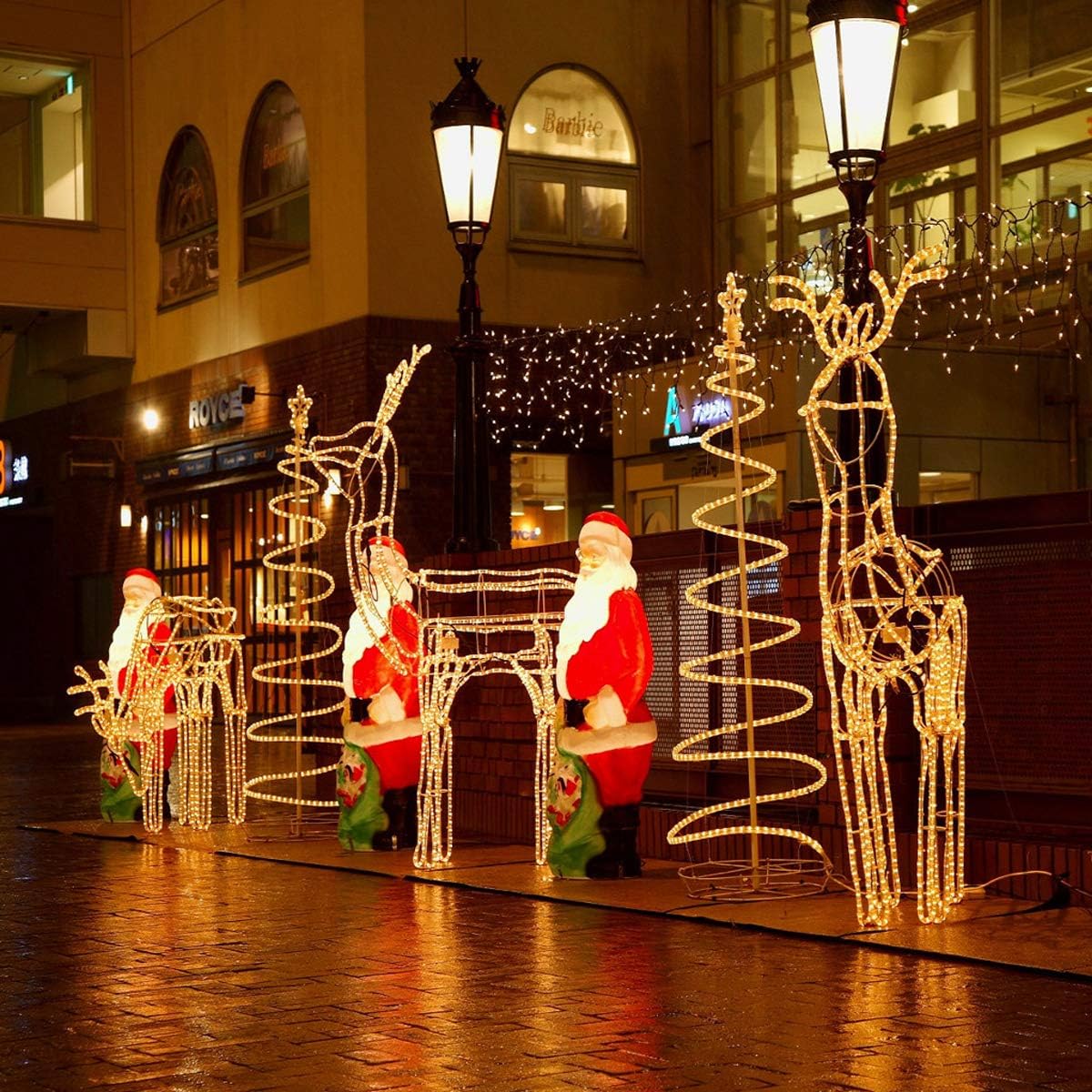 Lepro Outdoor Rope Lights Mains Powered, Connectable, 10m/33ft 240 LED Outdoor Lights Plug in, Bright Warm White, Low Voltage, Waterproof Thick Rope Lights for Garden, Tree, Pathway and More